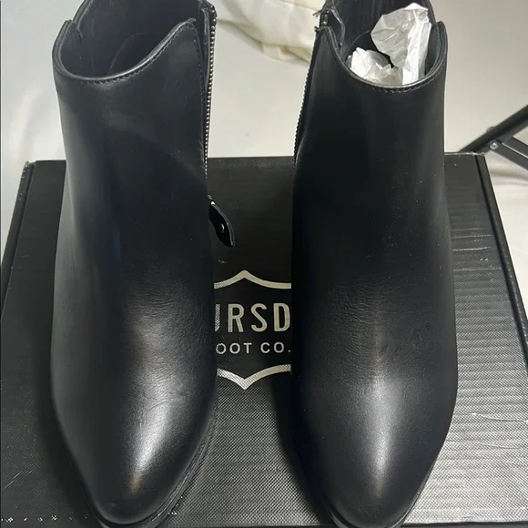 Thursday boot company Ankle women’s black leather Boots  Sleek Design - Picture 8 of 16